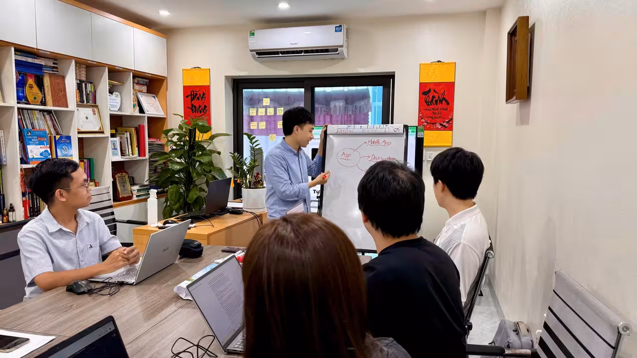 Lớp học trực tiếp tại Hà Nội